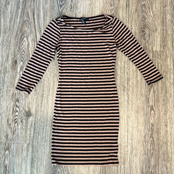 Forever 21 fitted striped dress size S - Picture 2 of 4